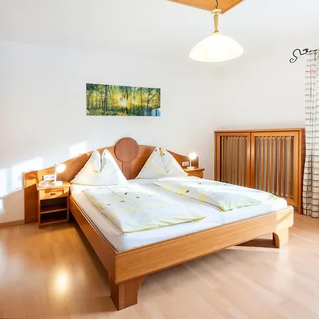 Achenhof Apartamento *