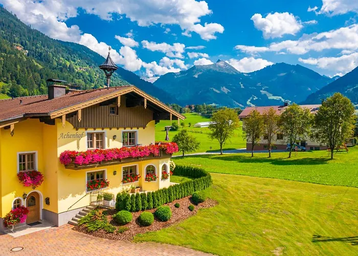 Achenhof * バート・ホーフガシュタイン